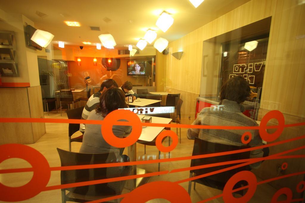 Hostal Vitorina Soria Zewnętrze zdjęcie