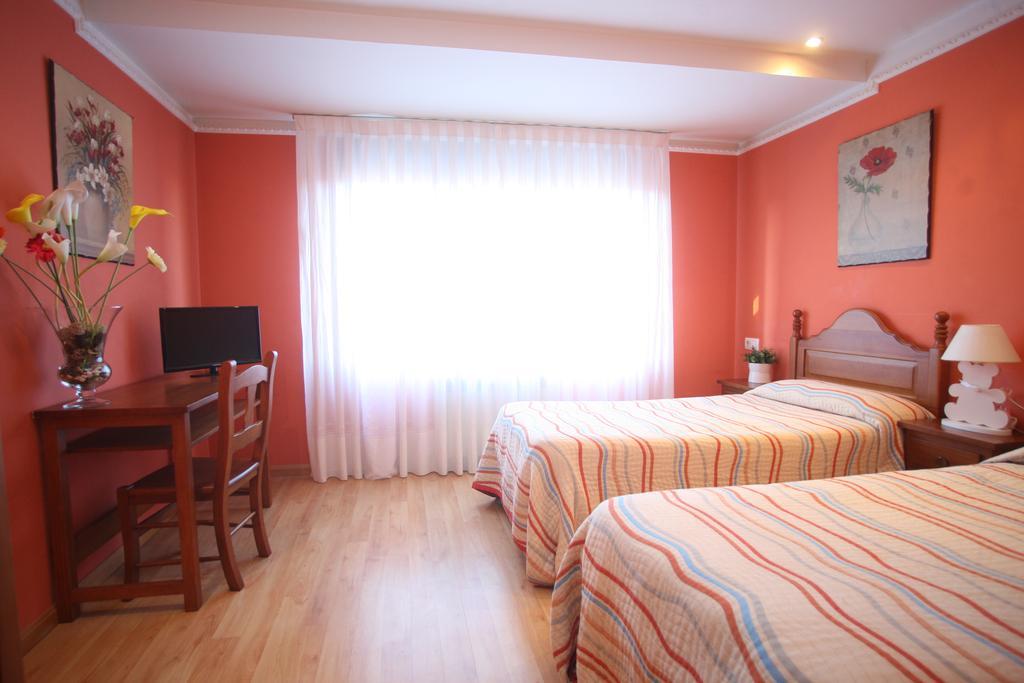 Hostal Vitorina Soria Zewnętrze zdjęcie