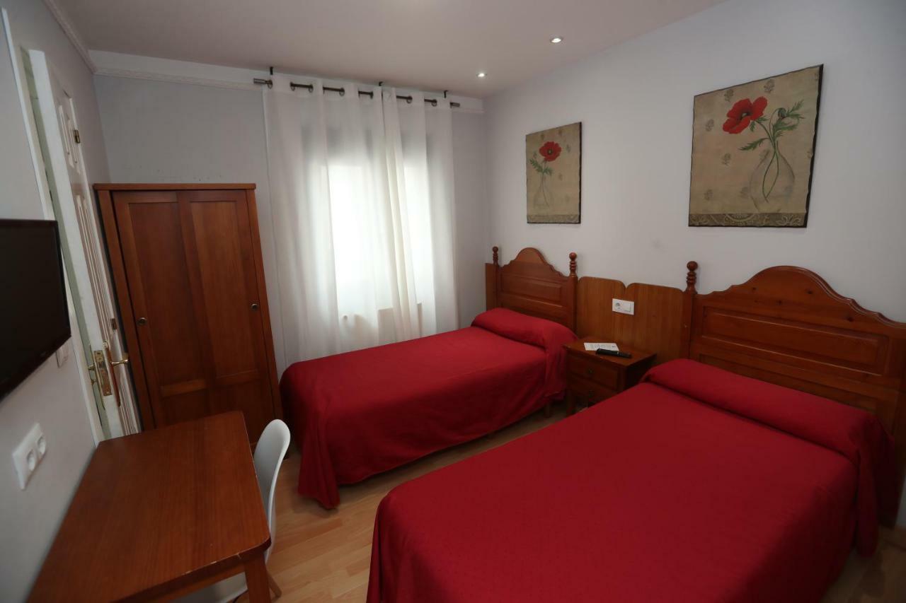 Hostal Vitorina Soria Zewnętrze zdjęcie