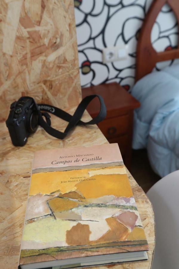 Hostal Vitorina Soria Zewnętrze zdjęcie