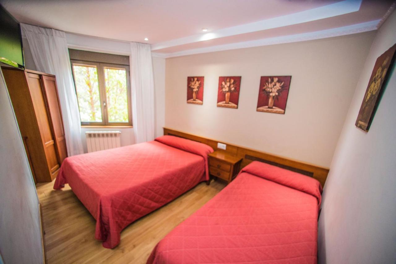 Hostal Vitorina Soria Zewnętrze zdjęcie